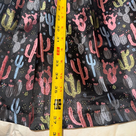 Modcloth Jacquard Cactus Fit & Flare Dress sz 6, Brocade Retro Black - Picture 7 of 8